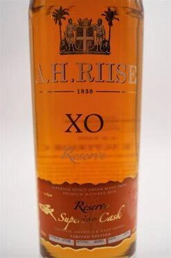 XO Reserve Superior Cask Rum 11 XO Reserve Superior Cask Rum -Waterford Verkäufe dsc01050